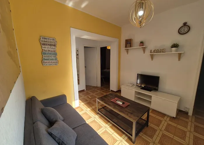 Triana 44 Familiar Luxury