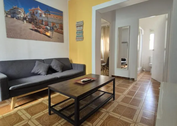 Triana 44 Familiar Luxury דירה *