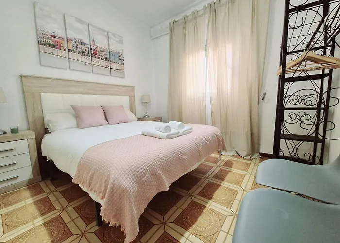 Triana 44 Familiar Luxury דירה סביליה