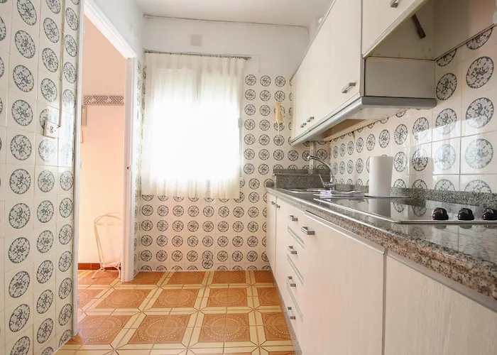 Triana 44 Familiar Luxury